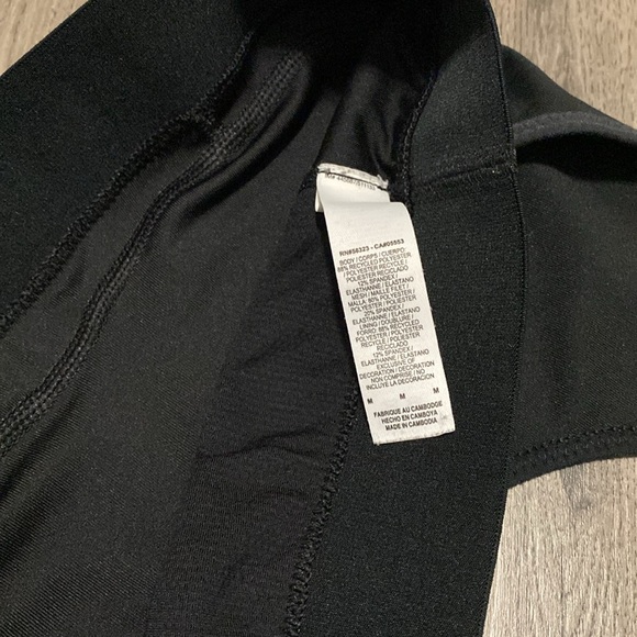Nike Dri-Fit Sports Bra - Picture 3 of 3